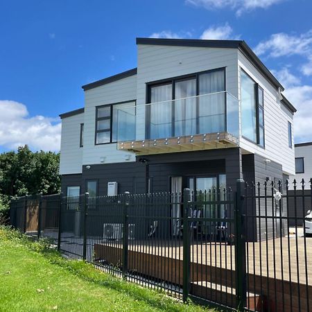 Relax By The Tamaki River Auckland Exterior photo
